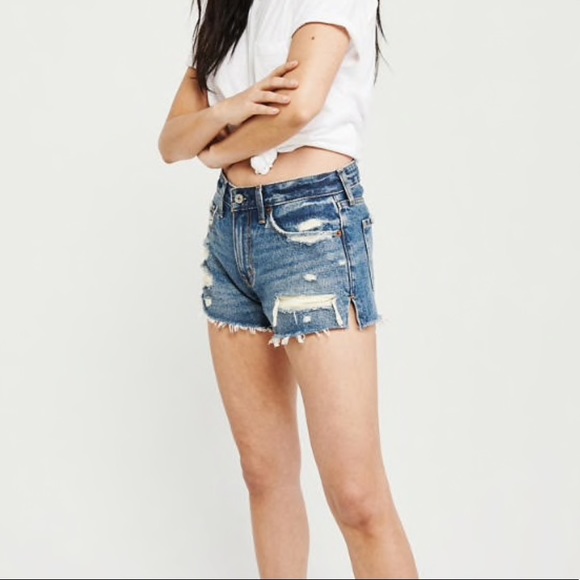 Denim shorts - Picture 3 of 6